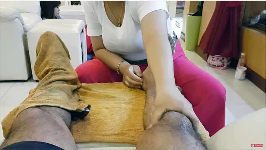 thai foot and legs massage